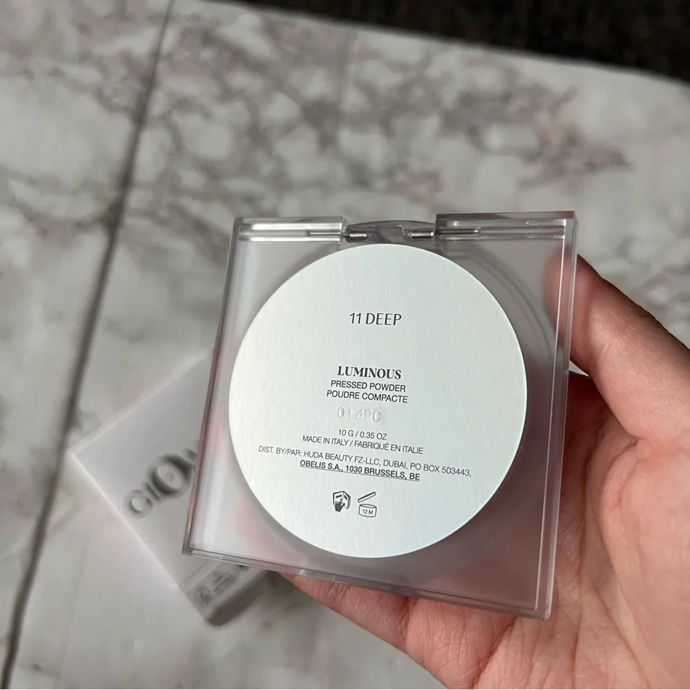 huda beauty glowish luminous pressed powder 11 deep bundle of 2